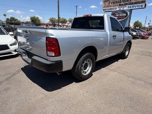 Bright Silver Metallic Clearcoat 2012 RAM 1500 ST