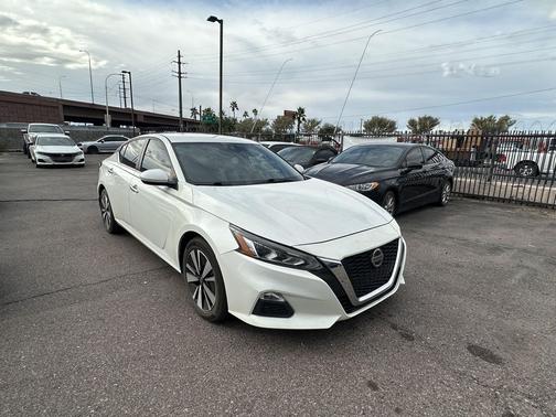 2021 Nissan Altima 2.5 SV
