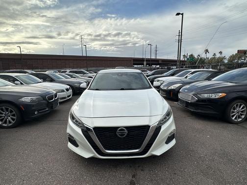 2021 Nissan Altima 2.5 SV