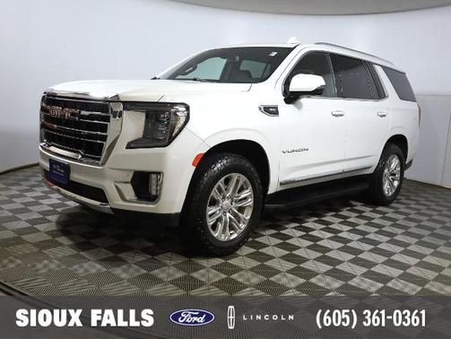 2022 GMC Yukon SLT