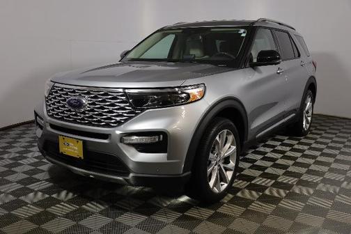 ICONIC SILVER METALLIC 2023 Ford Explorer PLATINUM