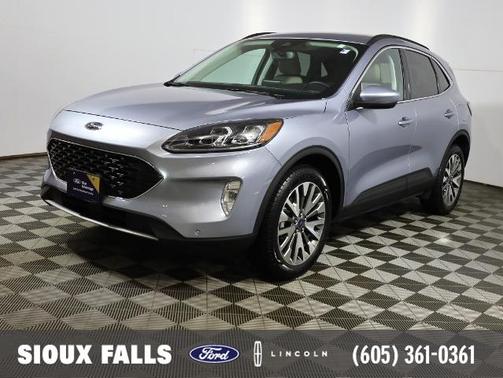 2022 Ford Escape TITANIUM