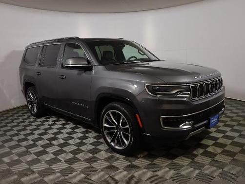 Gray 2022 Jeep Wagoneer SERIES III