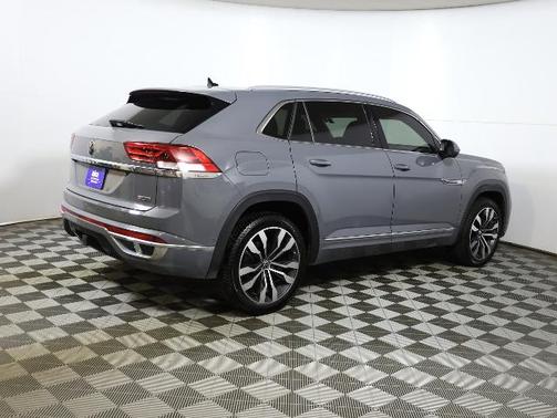 2022 Volkswagen Atlas Cross Sport 3.6 V6 SEL PREMIUM R-LINE