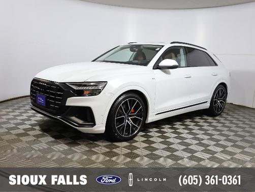 2022 Audi Q8 55 QUATTRO PREMIUM