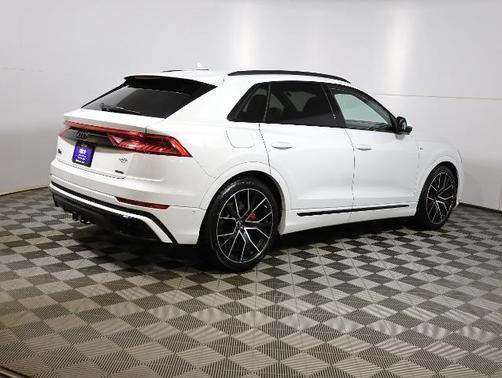 2022 Audi Q8 55 QUATTRO PREMIUM