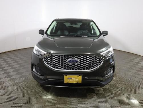 FORGED GREEN 2023 Ford Edge SEL