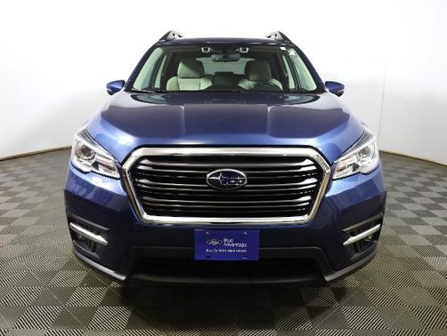 2021 Subaru Ascent LIMITED 8-PASSENGER