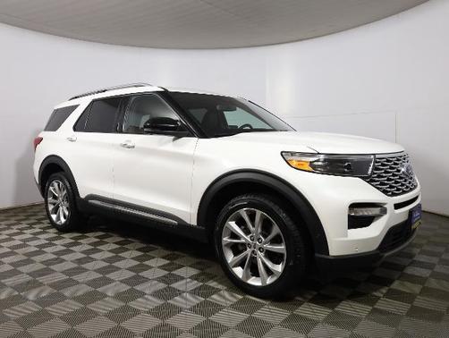STAR WHITE MET TRI-COAT 2022 Ford Explorer PLATINUM