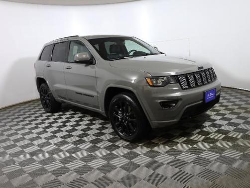 2021 Jeep Grand Cherokee LAREDO