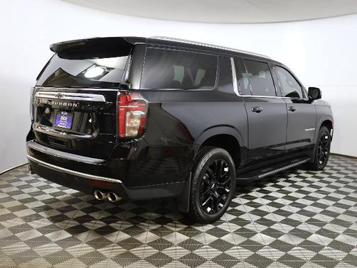 2022 Chevrolet Suburban HIGH COUNTRY