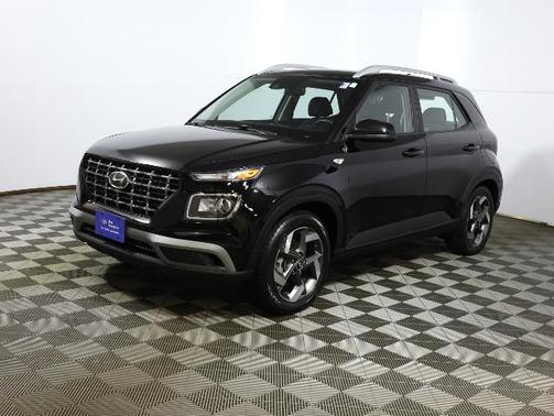 2022 Hyundai VENUE SEL