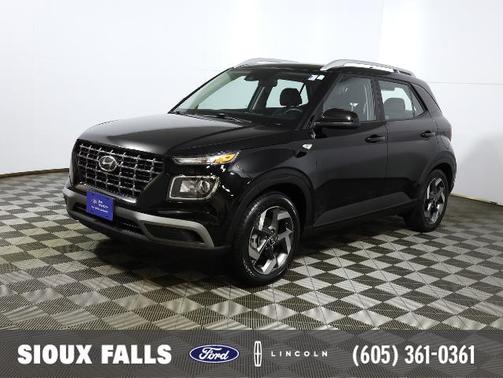 2022 Hyundai VENUE SEL