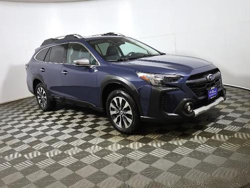 2024 Subaru Outback TOURING