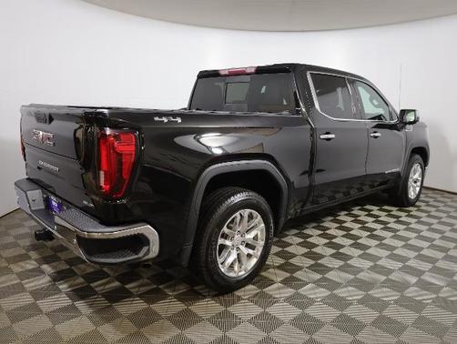 Black 2019 GMC Sierra 1500 SLT
