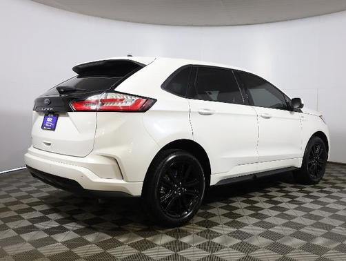 STAR WHITE 2024 Ford Edge SEL