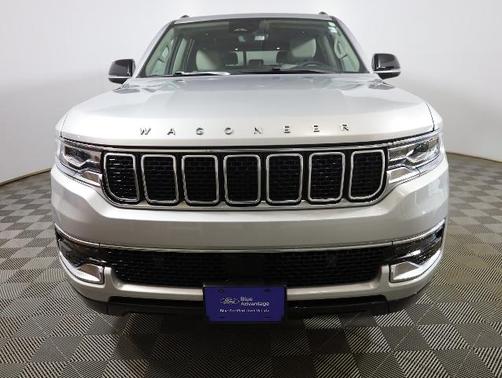 Silver 2024 Jeep Wagoneer BASE