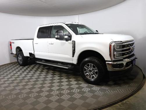 2024 Ford F-350 LARIAT SUPER DUTY