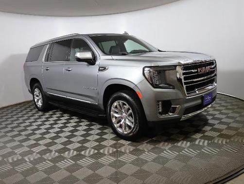 2024 GMC Yukon XL SLT