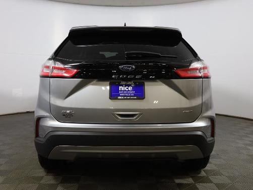 ICONIC SILVER 2023 Ford Edge SEL