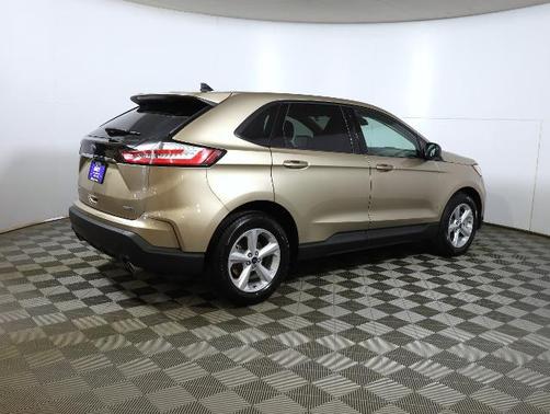2020 Ford Edge SE