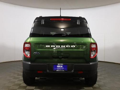 ERUPTION GREEN METALLIC 2024 Ford Bronco Sport OUTER BANKS