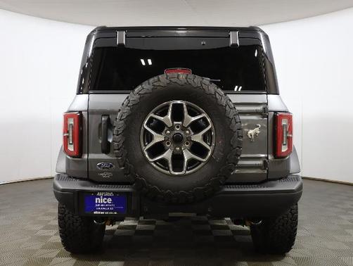 CARBONIZED GRAY METALLIC 2025 Ford Bronco BADLANDS