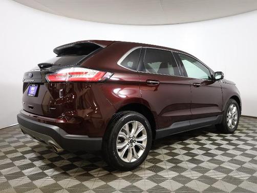 BURGUNDY VELVET MET TINT CC 2024 Ford Edge TITANIUM