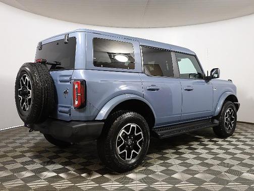 AZURE GRAY MET TRI-COAT 2025 Ford Bronco OUTER BANKS