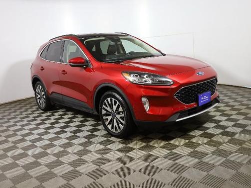 2020 Ford Escape TITANIUM