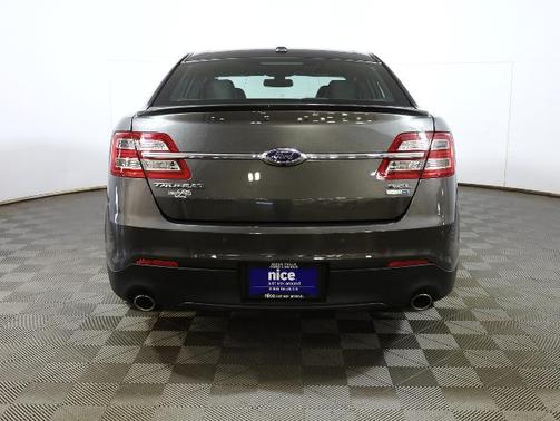 2018 Ford Taurus SEL