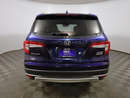 Blue 2020 Honda Pilot TOURING 8-PASSENGER