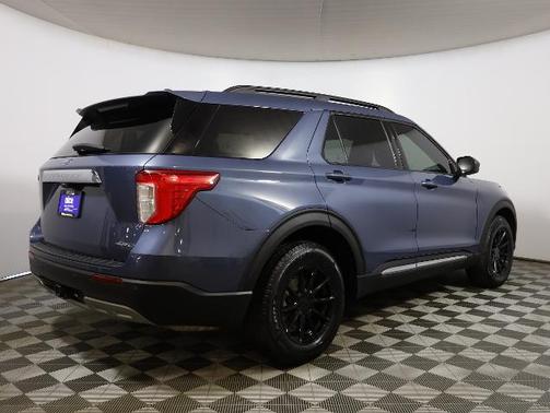 INFINITE BLUE MET TINTED CC 2021 Ford Explorer XLT