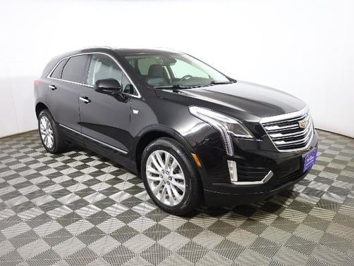 Black 2019 Cadillac XT5 LUXURY