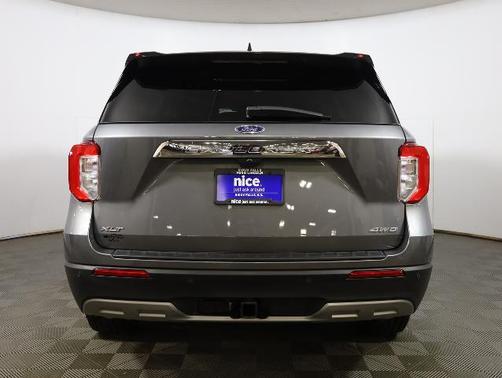 CARBONIZED GRAY METALLIC 2021 Ford Explorer XLT