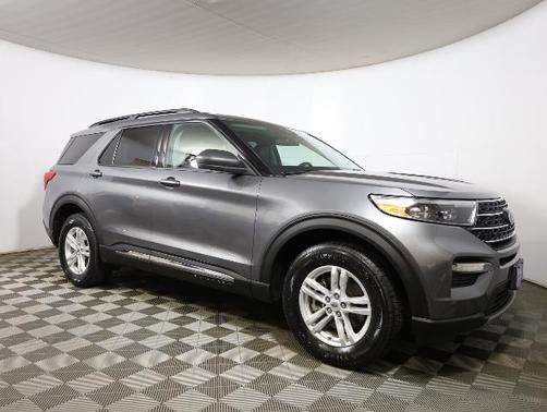 CARBONIZED GRAY METALLIC 2021 Ford Explorer XLT