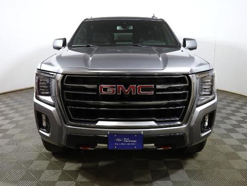 2022 GMC Yukon XL AT4