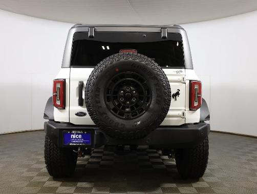 OXFORD WHITE 2022 Ford Bronco BASE