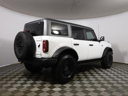 OXFORD WHITE 2022 Ford Bronco BASE