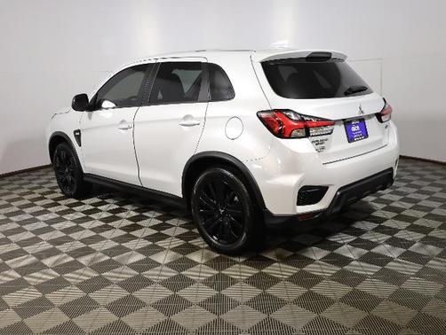 2023 Mitsubishi Outlander Sport 2.0 ES