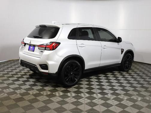 2023 Mitsubishi Outlander Sport 2.0 ES