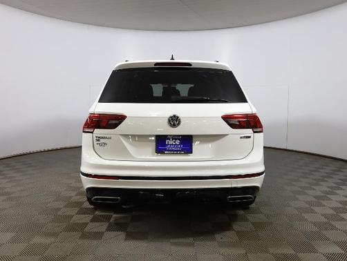 2021 Volkswagen Tiguan 2.0T SE R-LINE BLACK