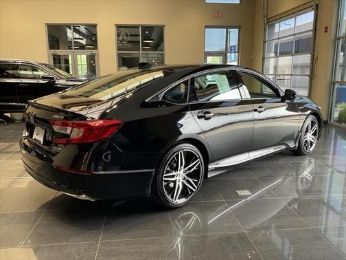 2022 Honda Accord Hybrid Touring