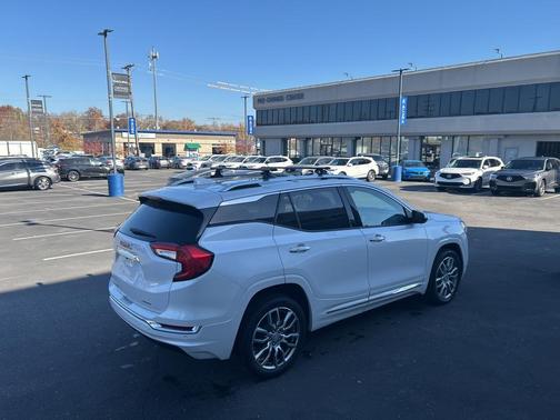 2022 GMC Terrain Denali