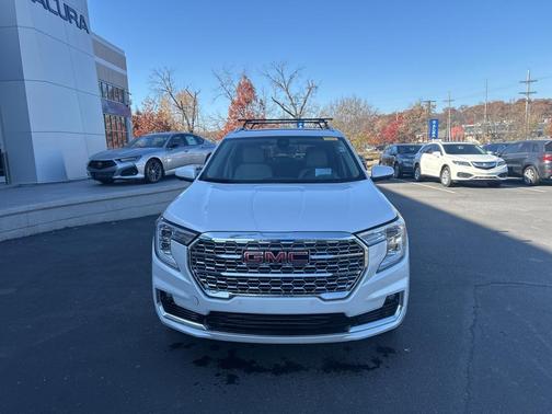 2022 GMC Terrain Denali