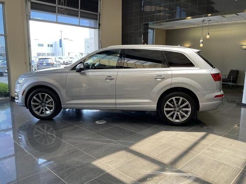 2018 Audi Q7 3.0T Premium Plus
