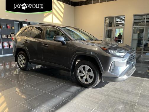 2022 Toyota RAV4 LE