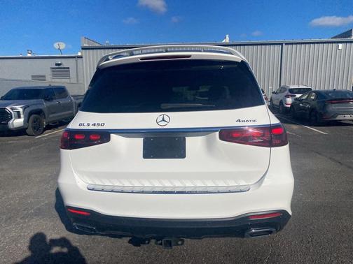 2025 Mercedes-Benz GLS 450 4MATIC