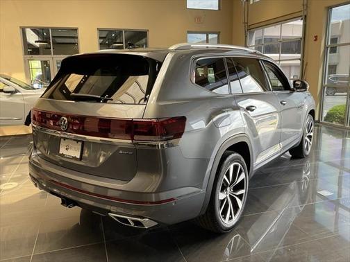 2024 Volkswagen Atlas 2.0T SEL Premium R-Line 4MOTION