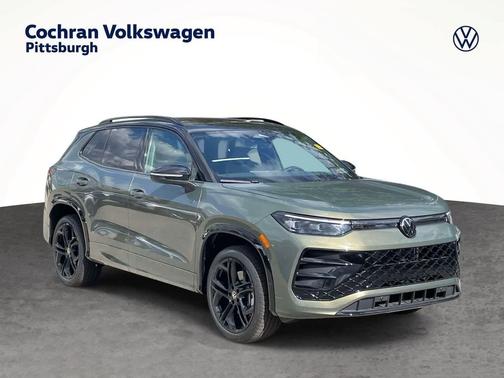 Avocado Green w/Deep Black Roof 2026 Volkswagen Tiguan 2.0T SE R-Line Black 4MOTION